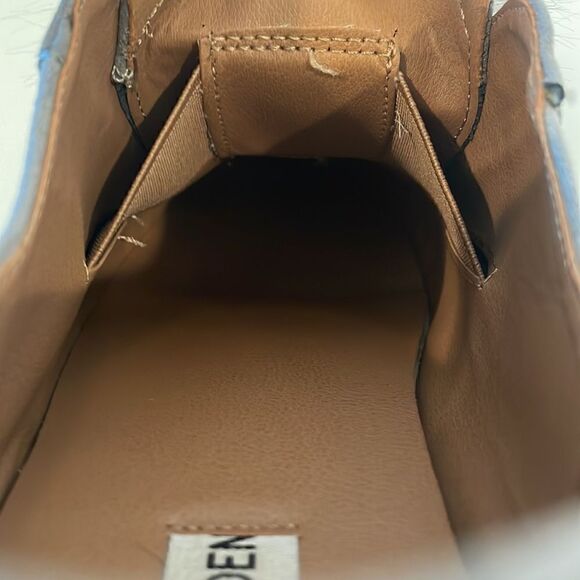 Steve Madden Bryanne Platform Pom-Pom Sneakers Women's Size 7.5 Grey - Picture 7 of 8